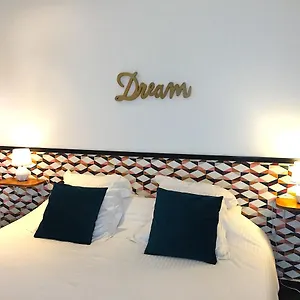 3* לינה וארוחת בוקר Mont